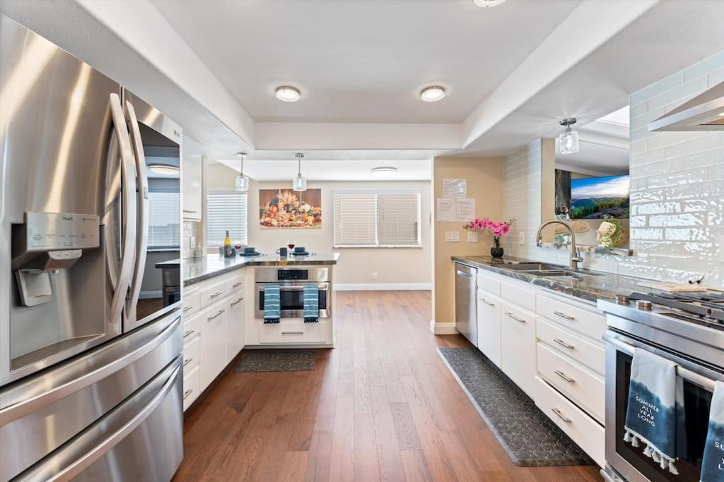 Seabreeze-Modern Home W Outdoor Living&Near Beach Huntington Beach Eksteriør billede
